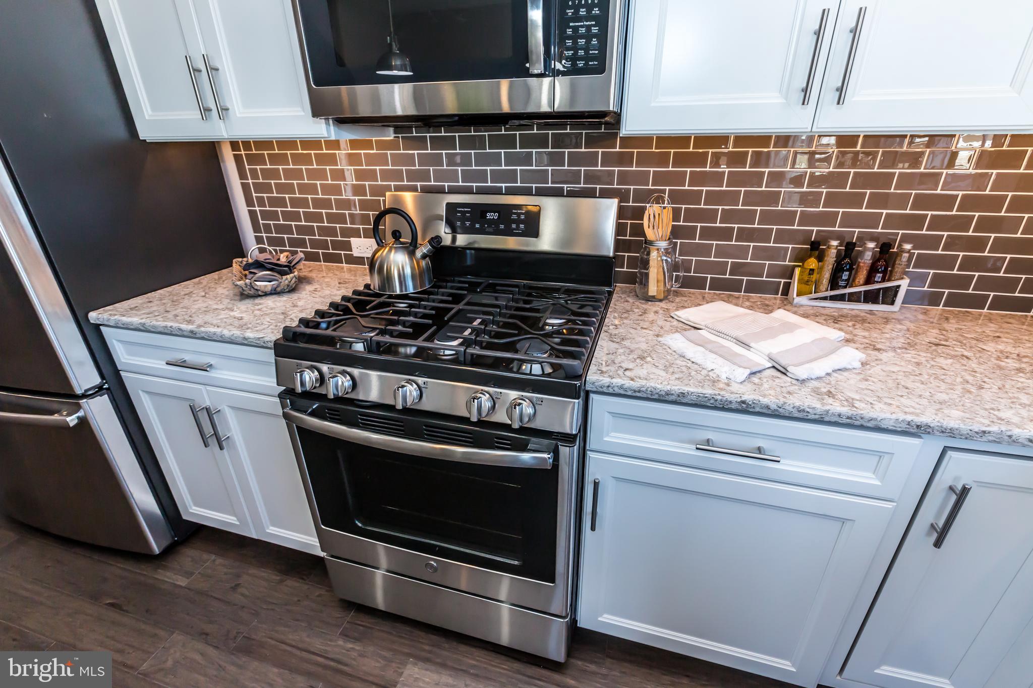 ENCLAVE AT RIDGEWOOD - Residential