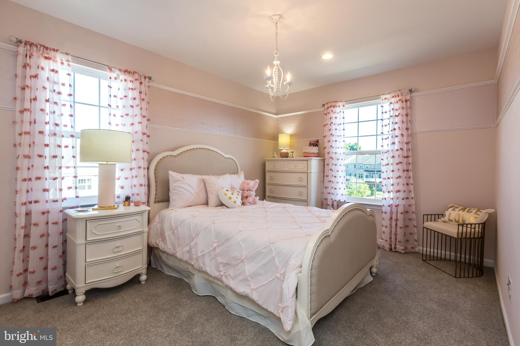 ENCLAVE AT RIDGEWOOD - Residential