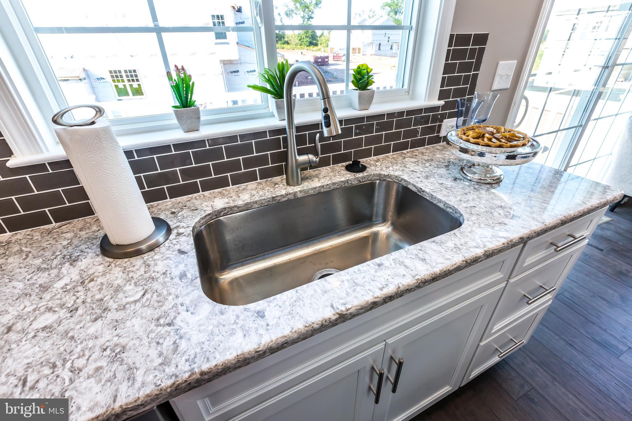 ENCLAVE AT RIDGEWOOD - Residential