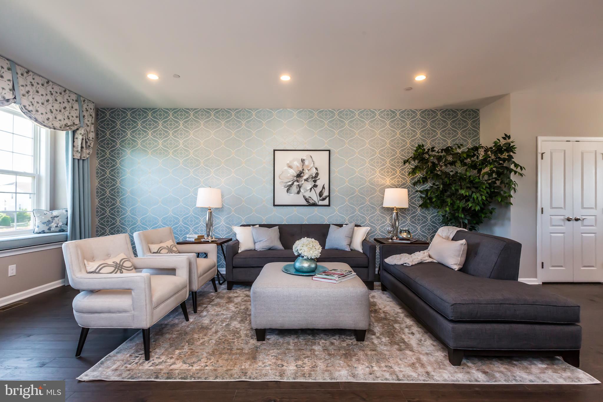 ENCLAVE AT RIDGEWOOD - Residential