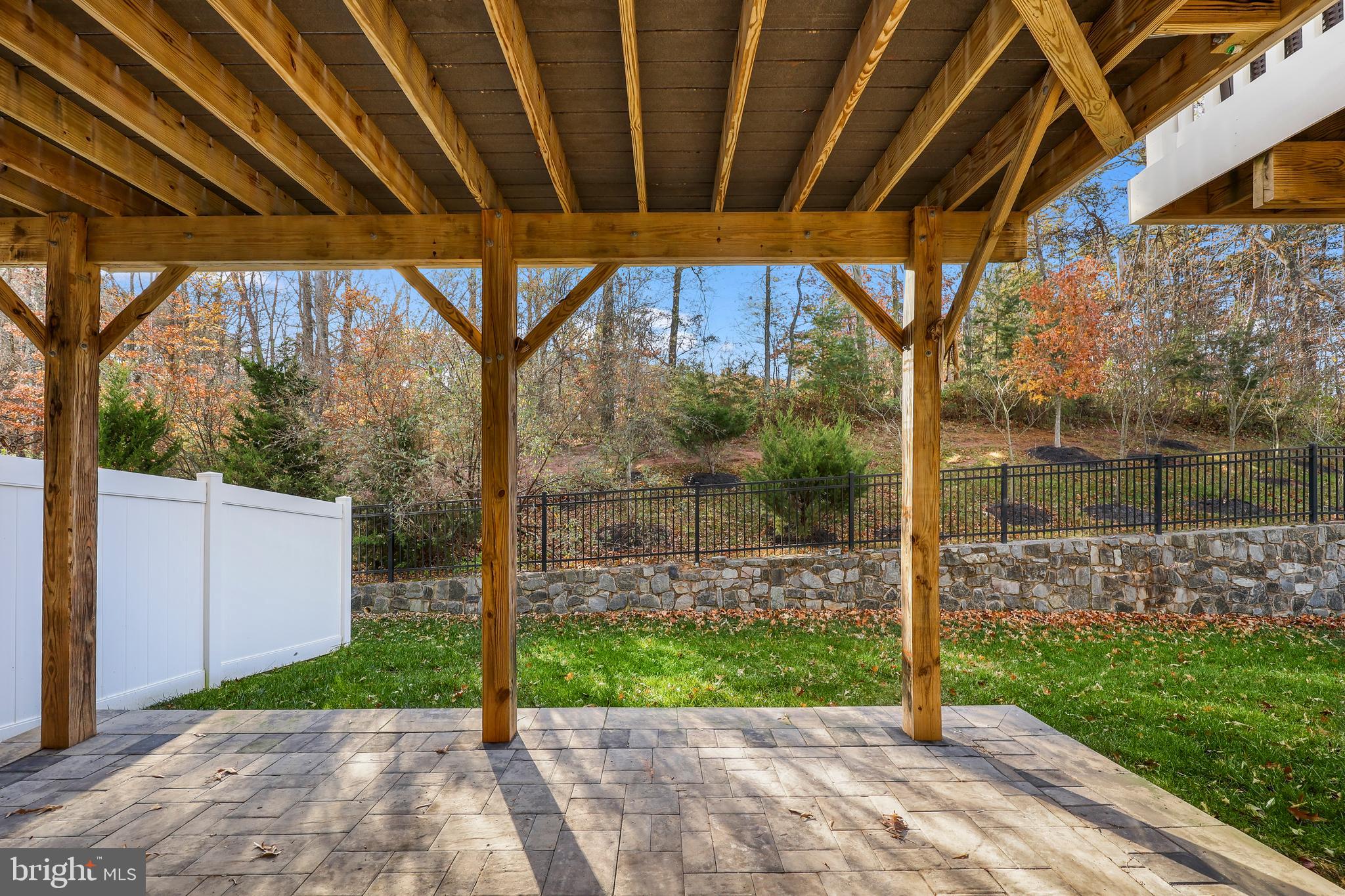 BRADLEY SQUARE - Residential