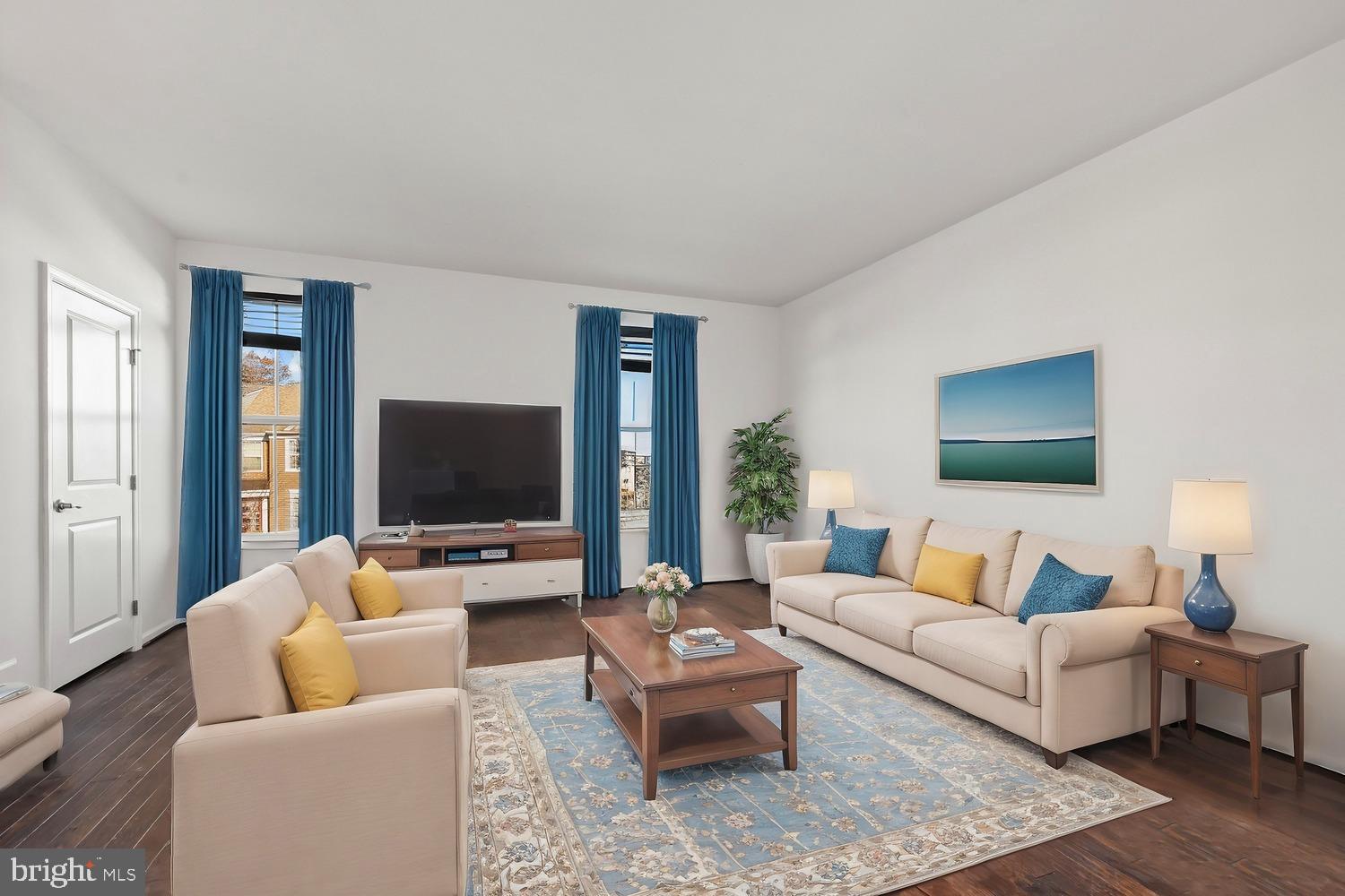 BRADLEY SQUARE - Residential