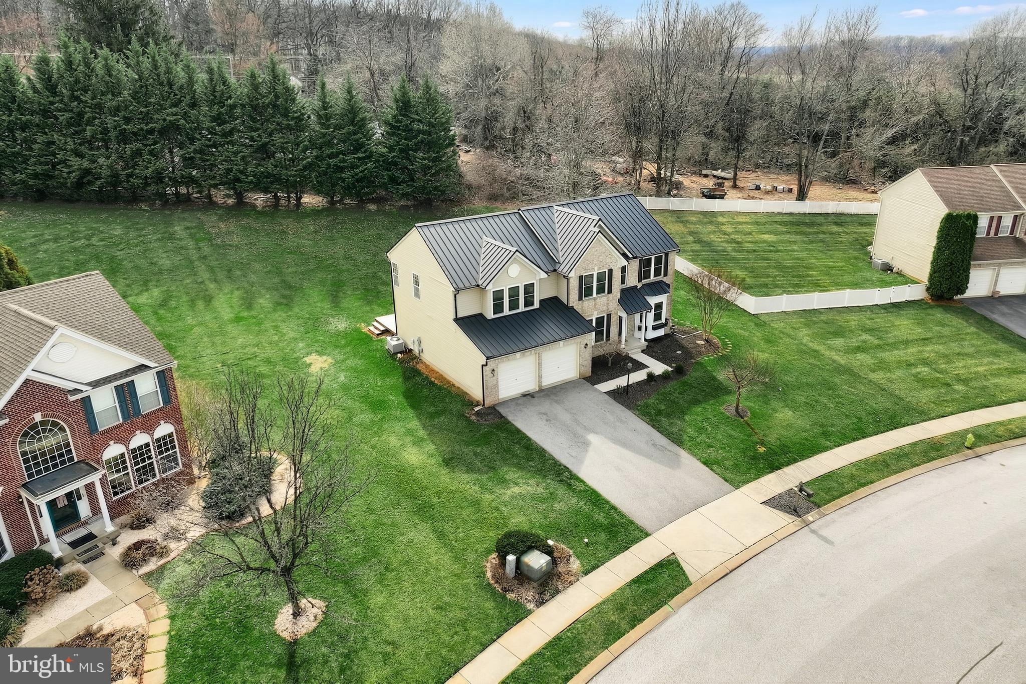 TAYLOR ESTATES - Residential