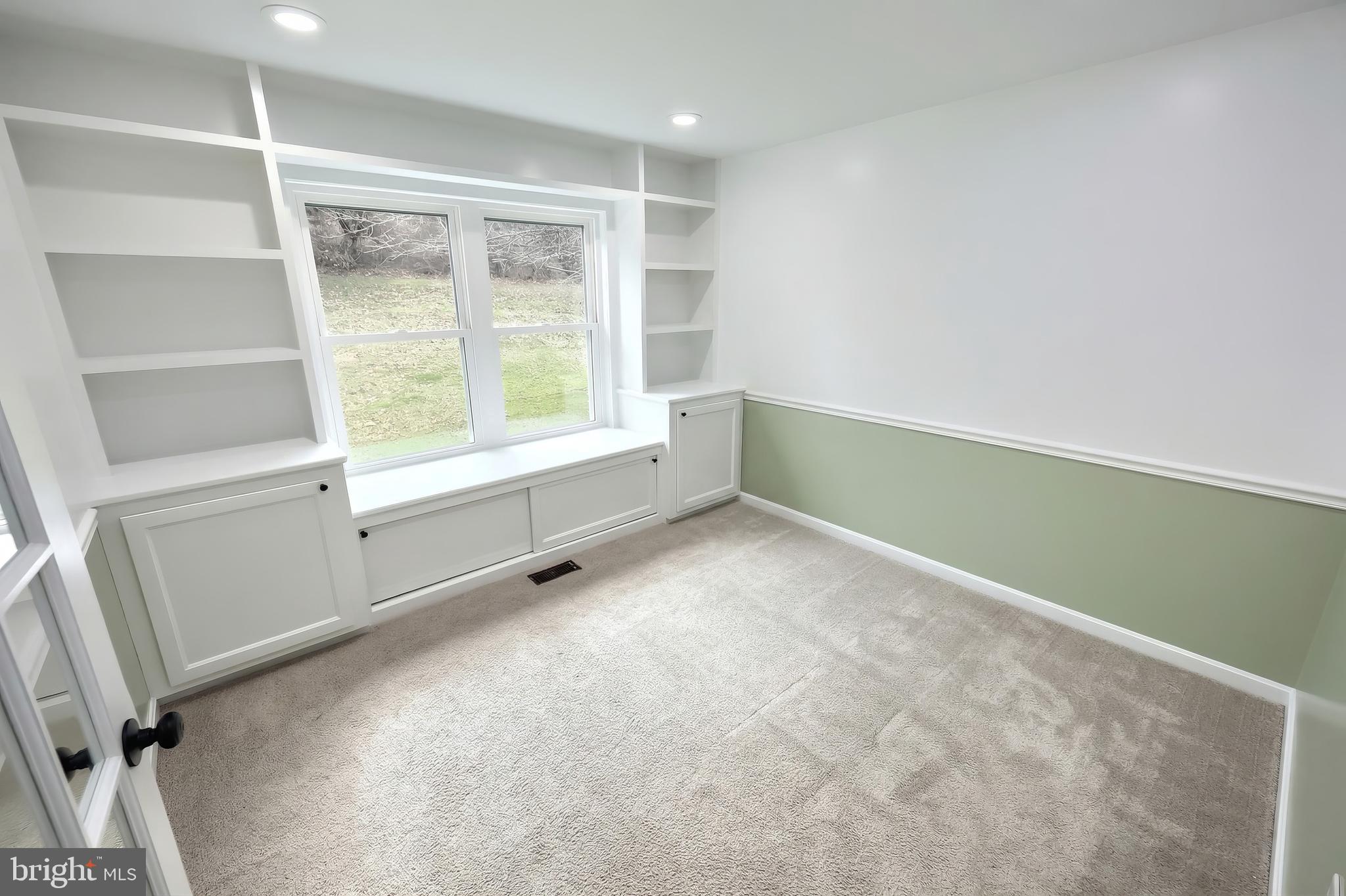 TAYLOR ESTATES - Residential