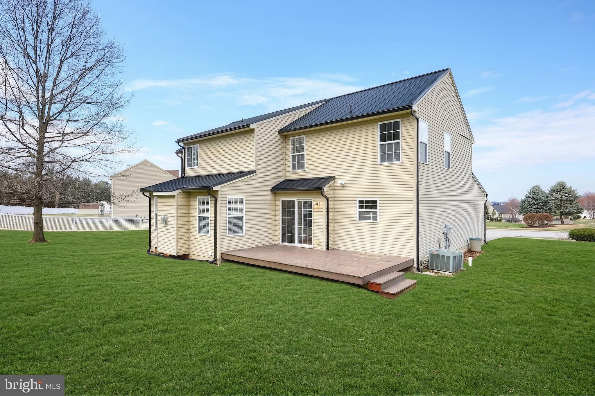 TAYLOR ESTATES - Residential