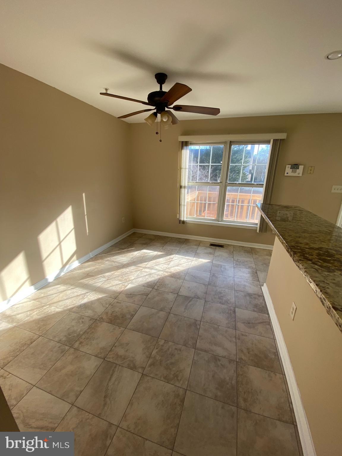 BROOKE MANOR FARMS - Residential Lease