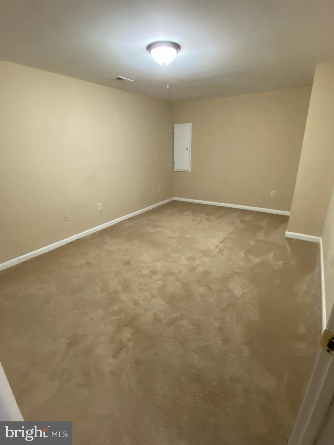 BROOKE MANOR FARMS - Residential Lease