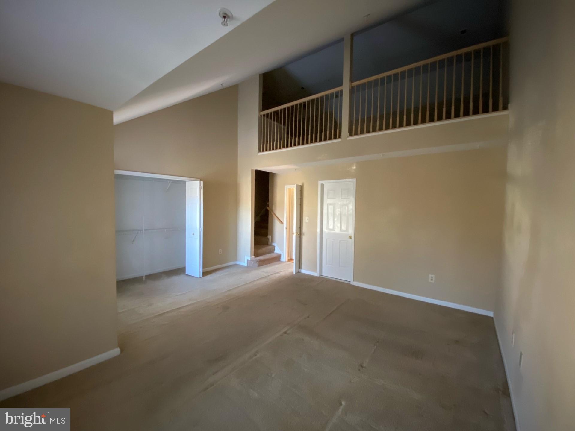 BROOKE MANOR FARMS - Residential Lease