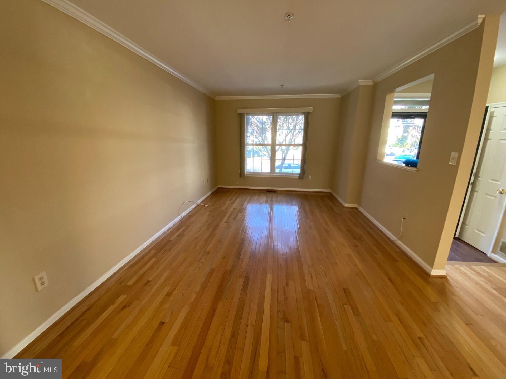 BROOKE MANOR FARMS - Residential Lease