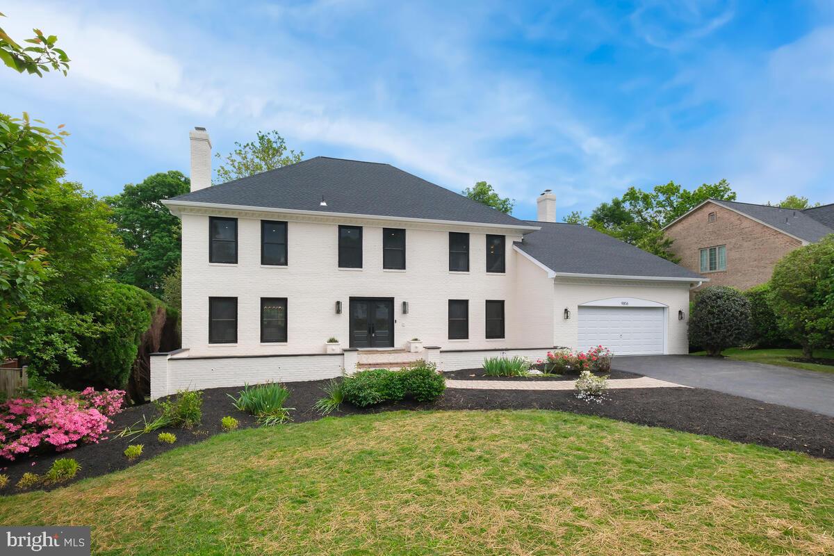 POTOMAC VILLAGE - Residential