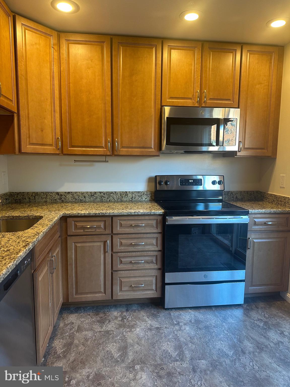 COLECROFT - Residential Lease