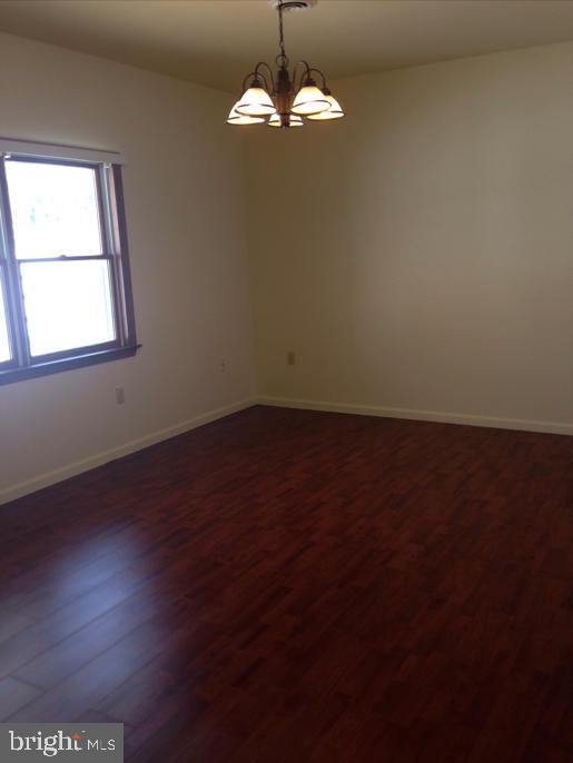 COUNTRY MEADOWS - Residential