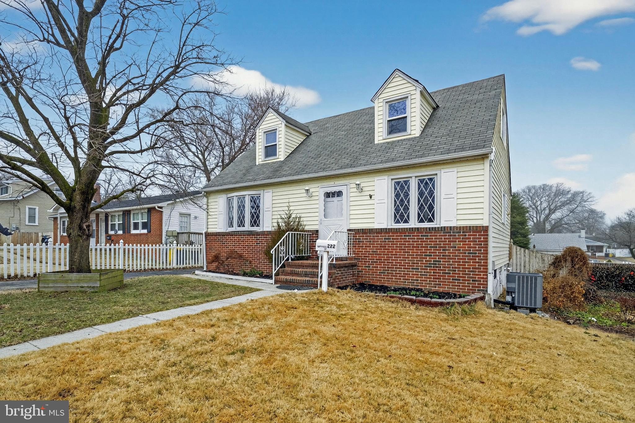 RIVIERA BEACH - Residential