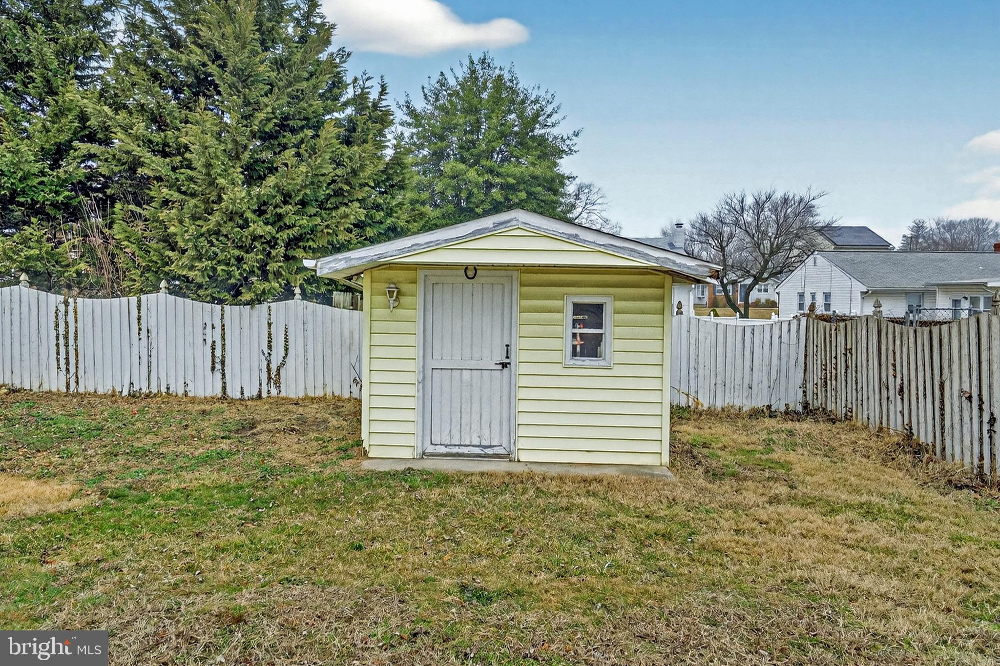 RIVIERA BEACH - Residential