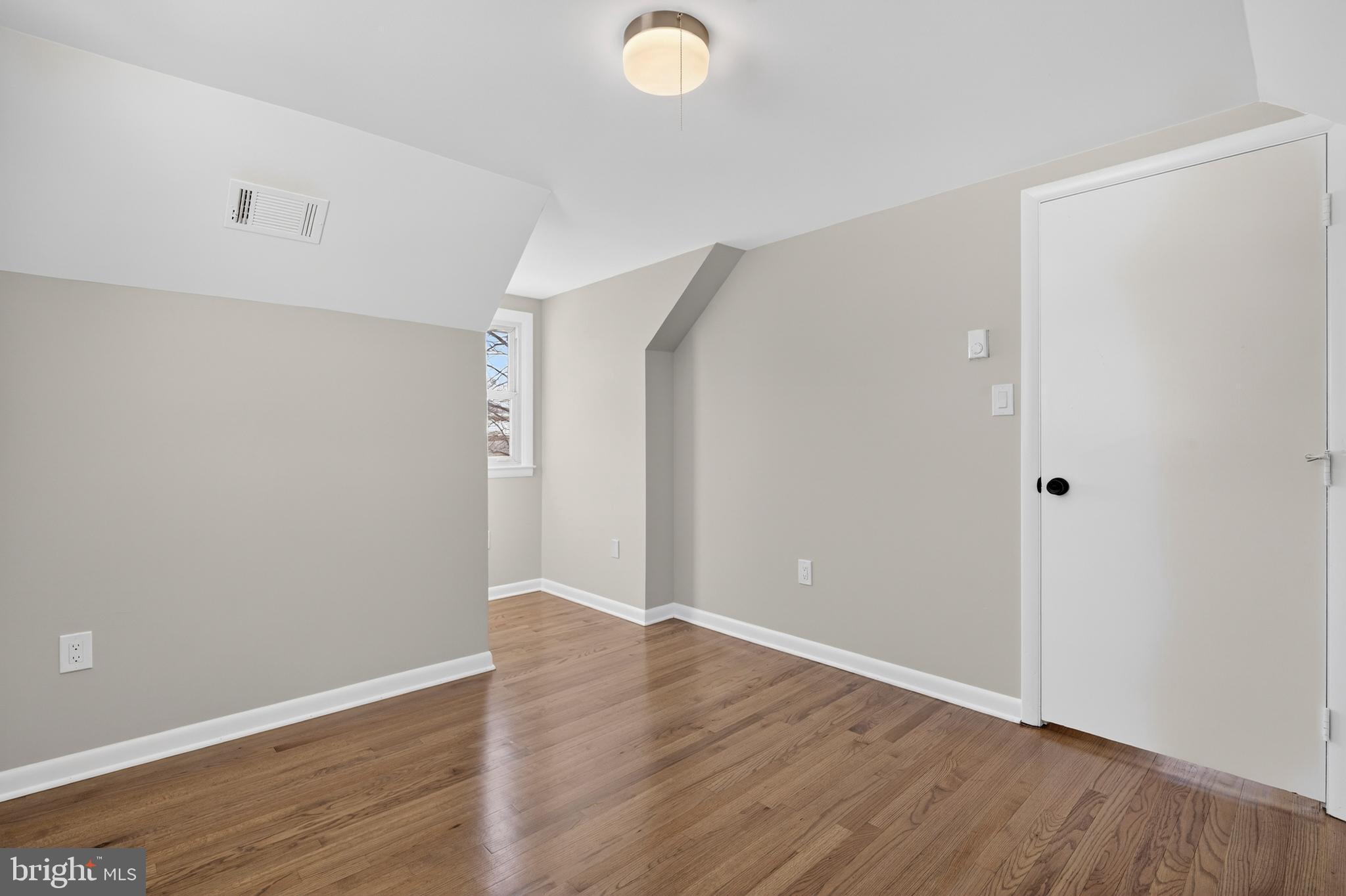 RIVIERA BEACH - Residential