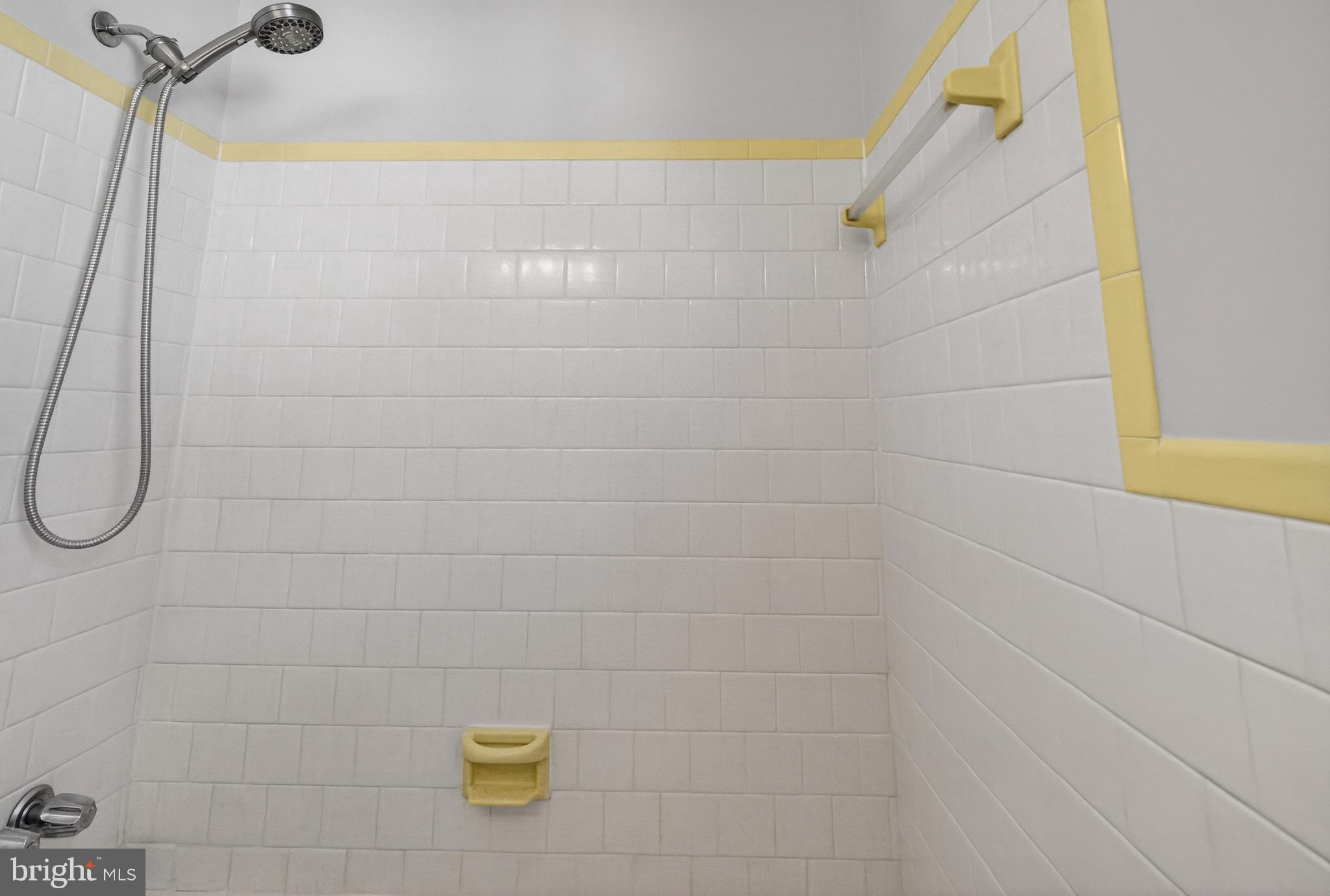 RIVIERA BEACH - Residential