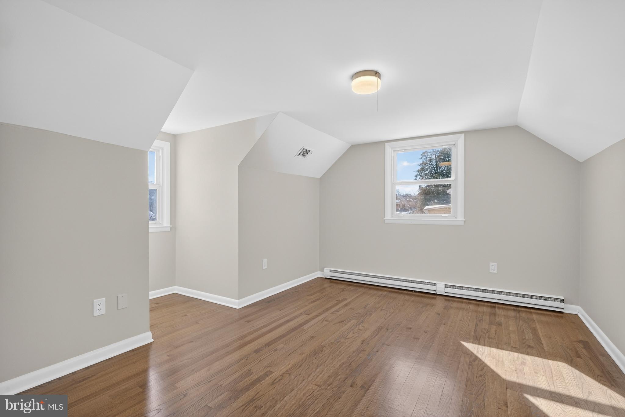 RIVIERA BEACH - Residential