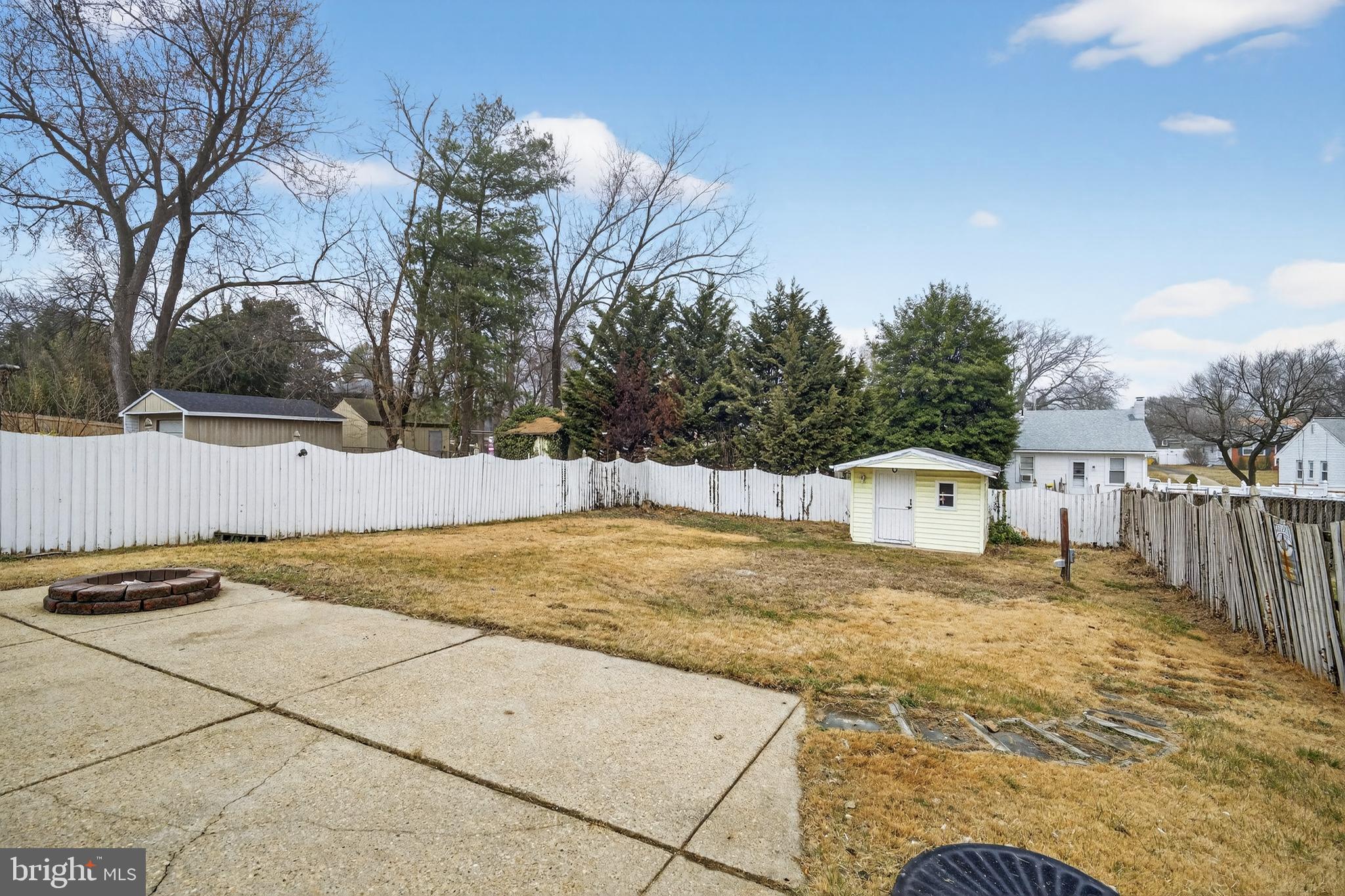 RIVIERA BEACH - Residential