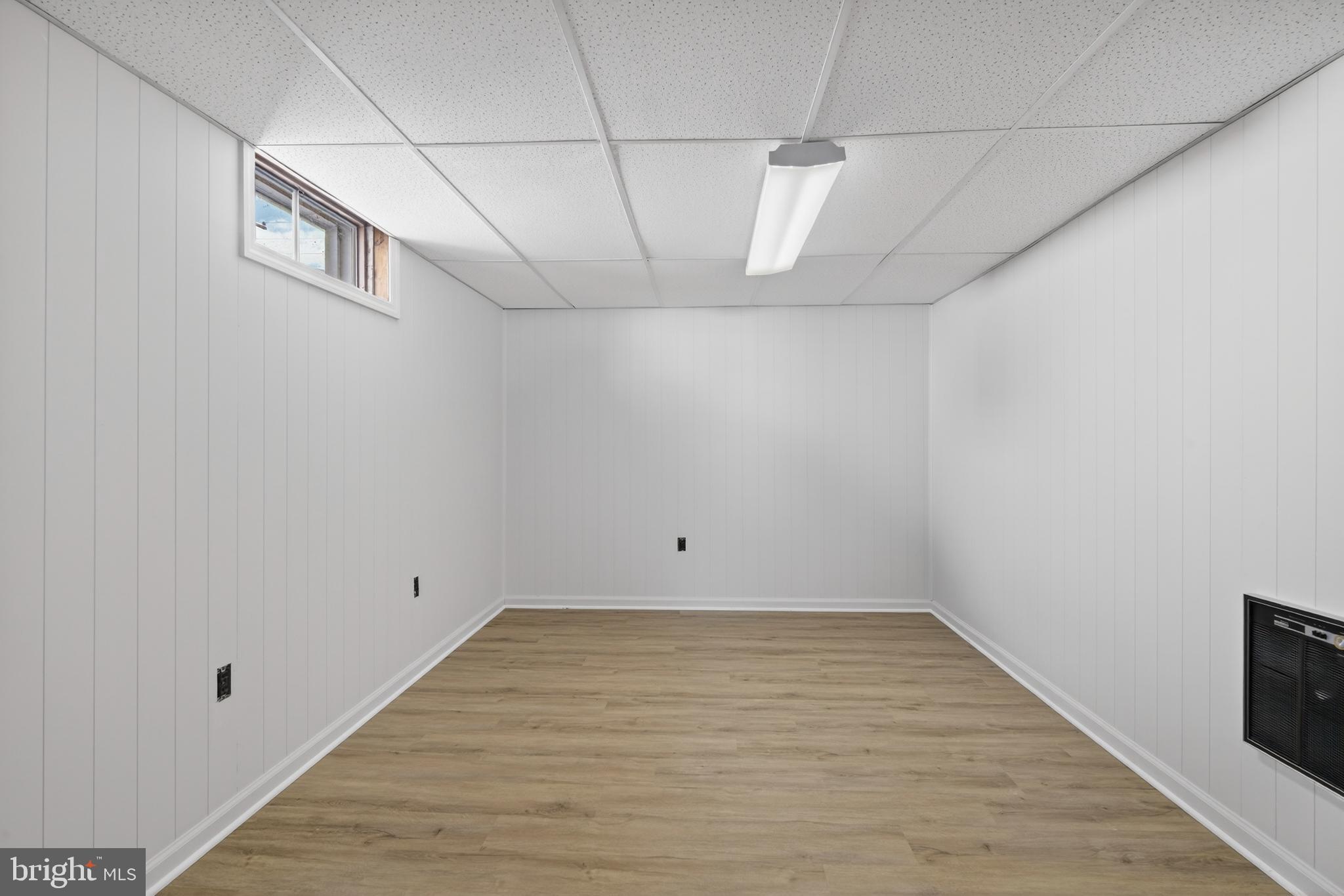 RIVIERA BEACH - Residential