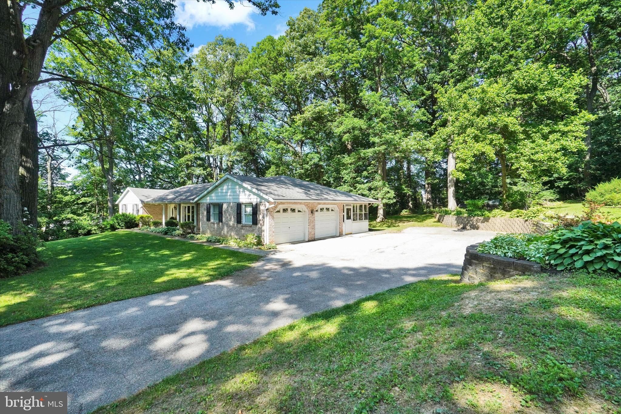 WINDSOR TWP - Residential