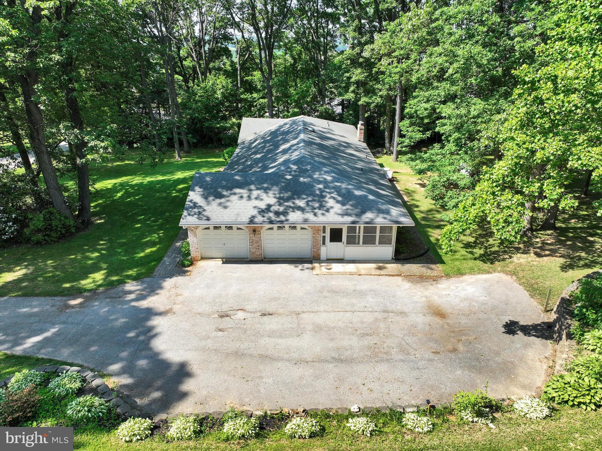 WINDSOR TWP - Residential