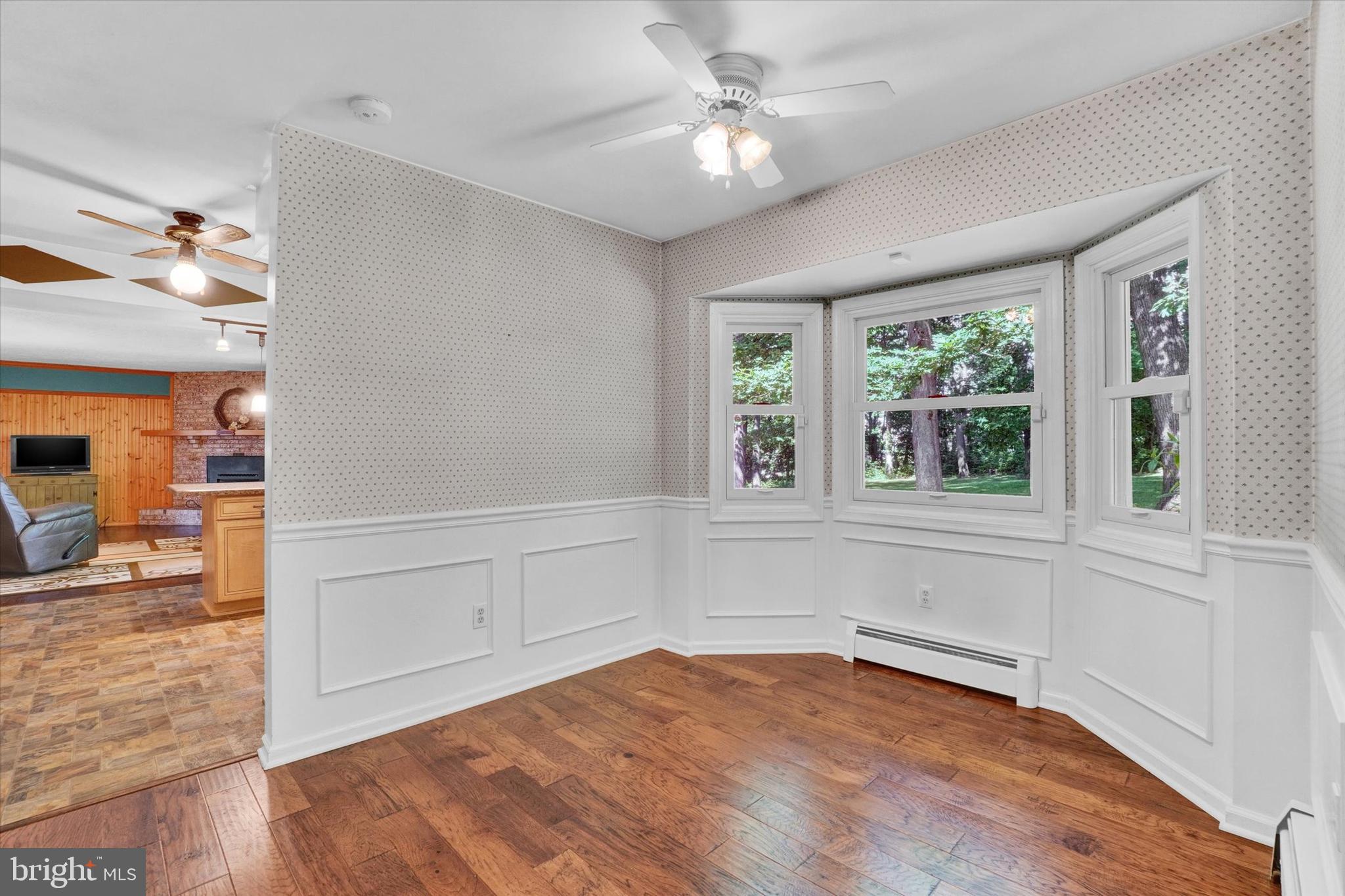 WINDSOR TWP - Residential