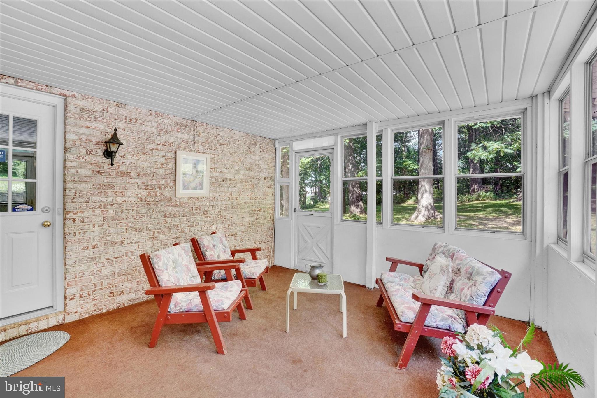 WINDSOR TWP - Residential