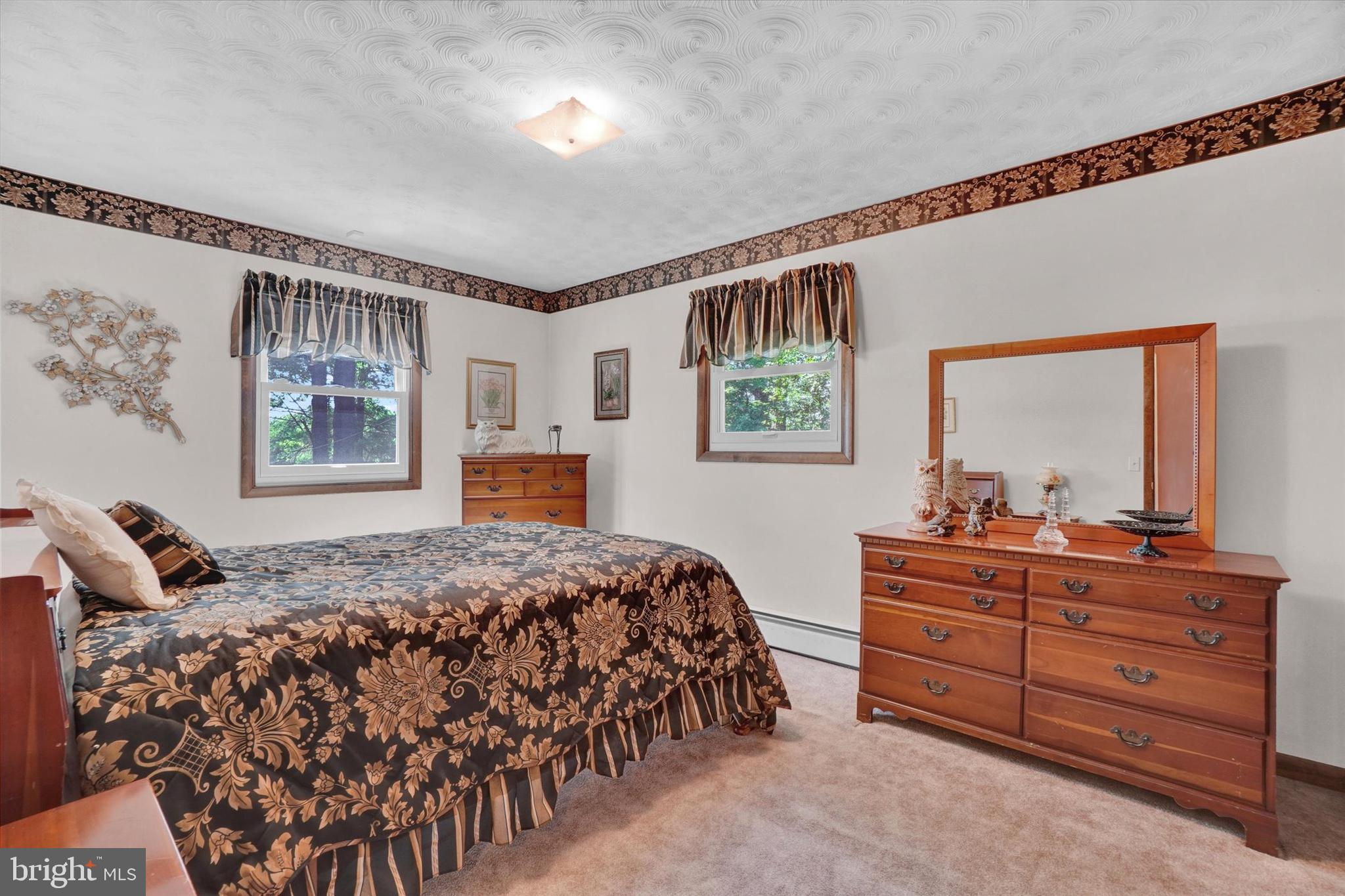 WINDSOR TWP - Residential