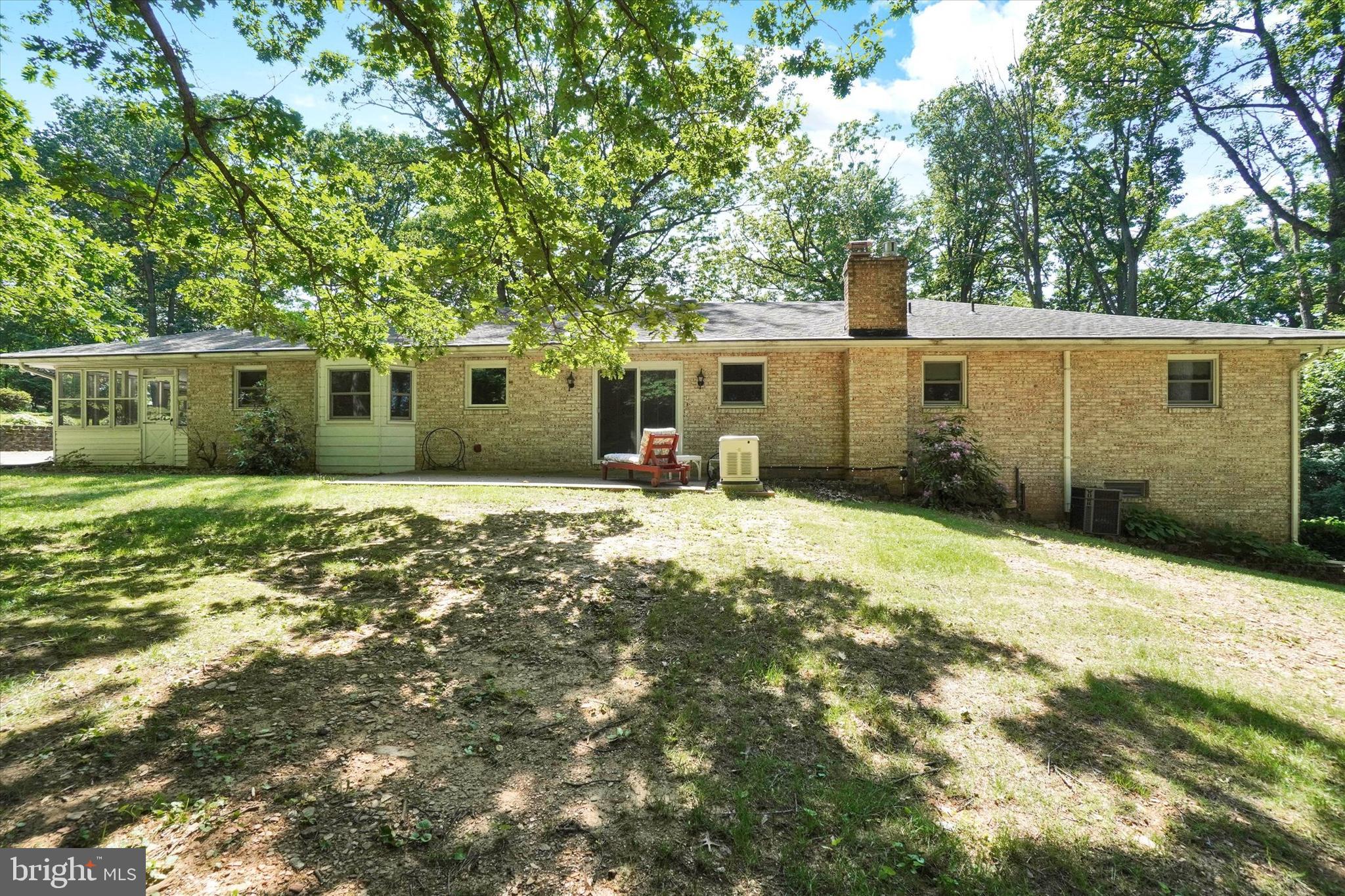 WINDSOR TWP - Residential