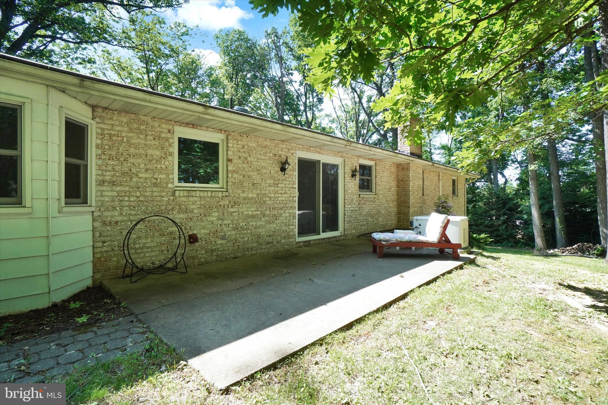 WINDSOR TWP - Residential