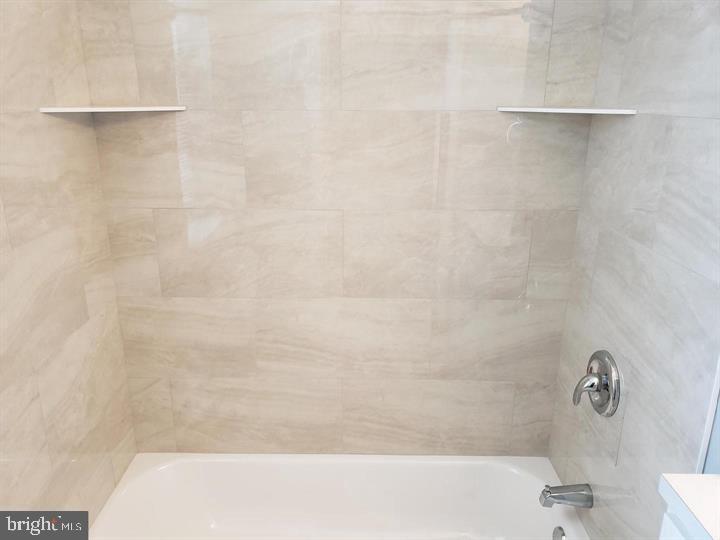 FELLS POINT HISTORIC DISTRICT - Residential Lease