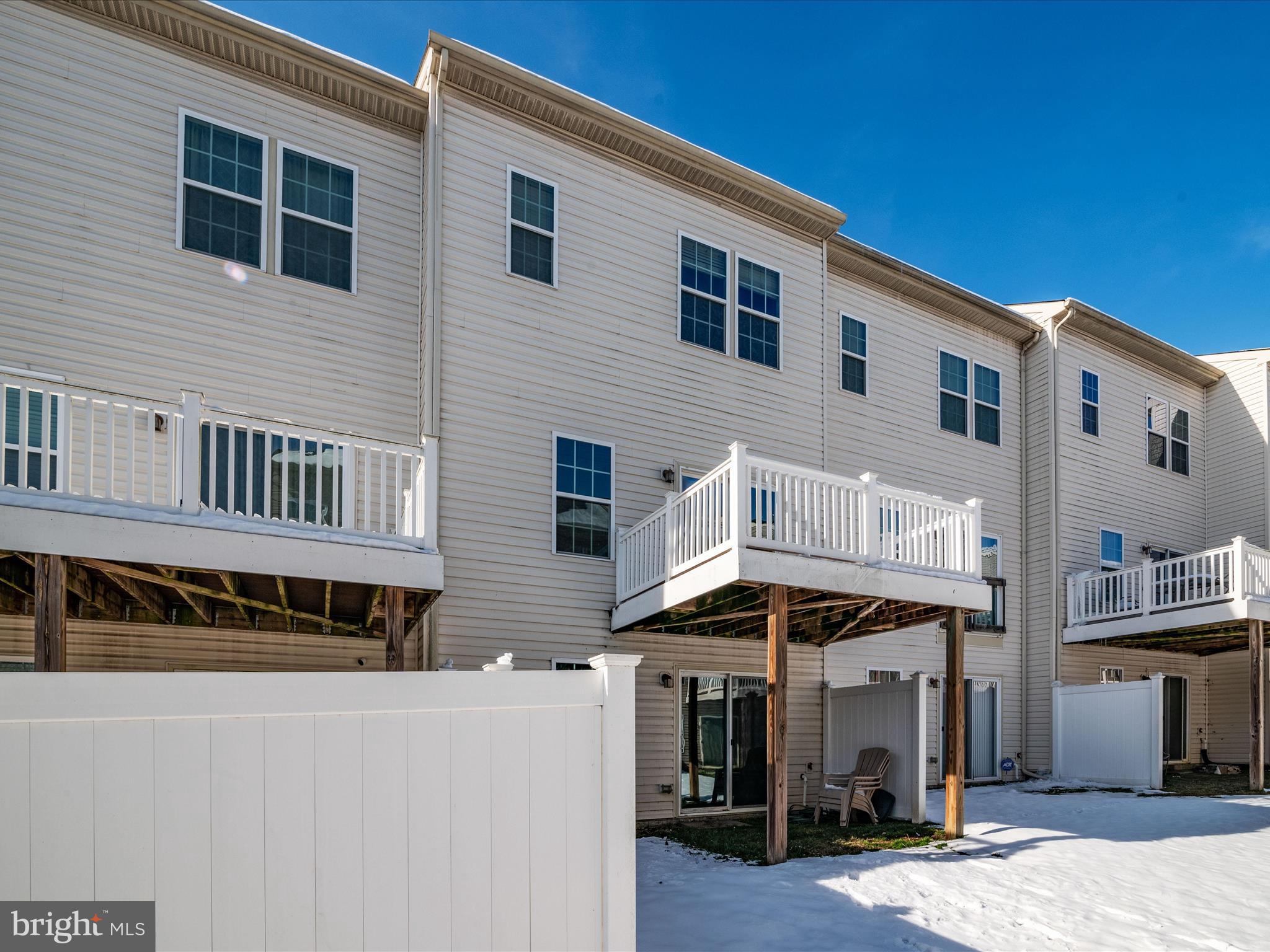 PINE RIDGE CROSSING - Residential