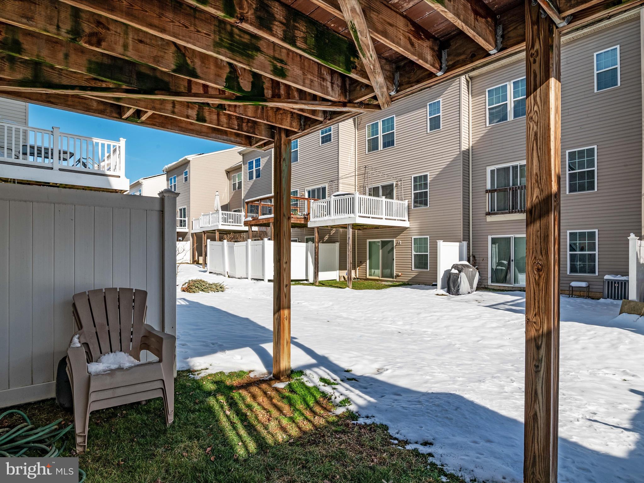 PINE RIDGE CROSSING - Residential