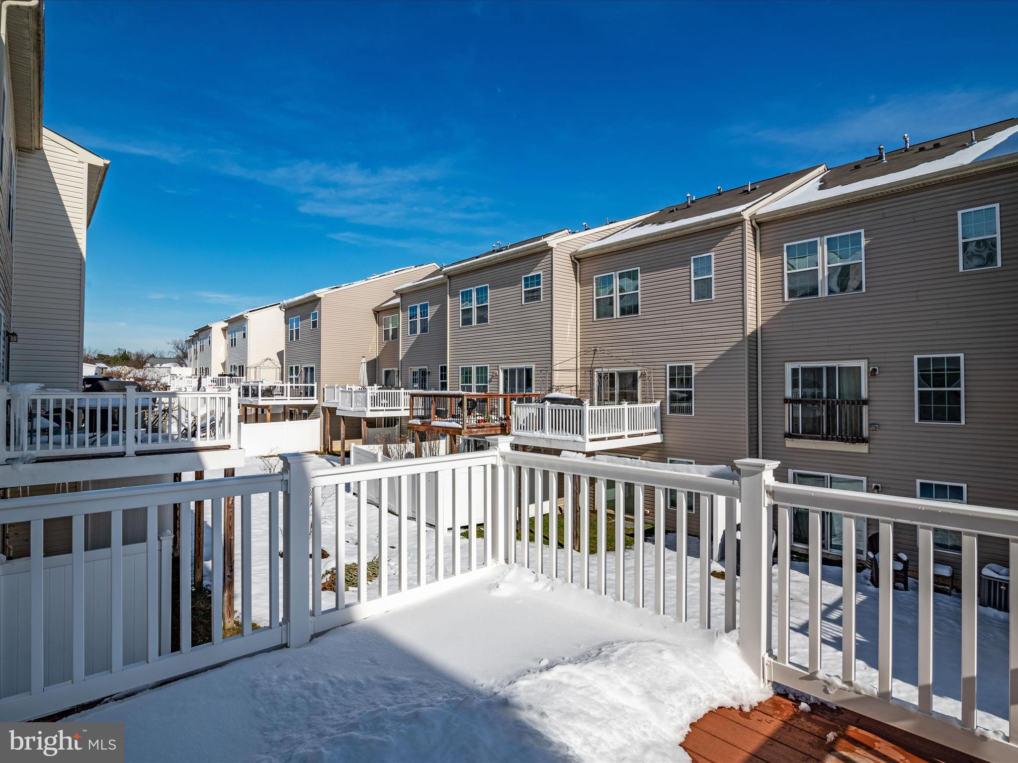 PINE RIDGE CROSSING - Residential