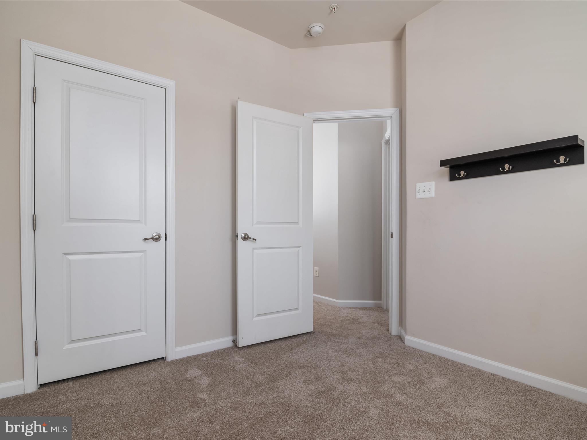 PINE RIDGE CROSSING - Residential