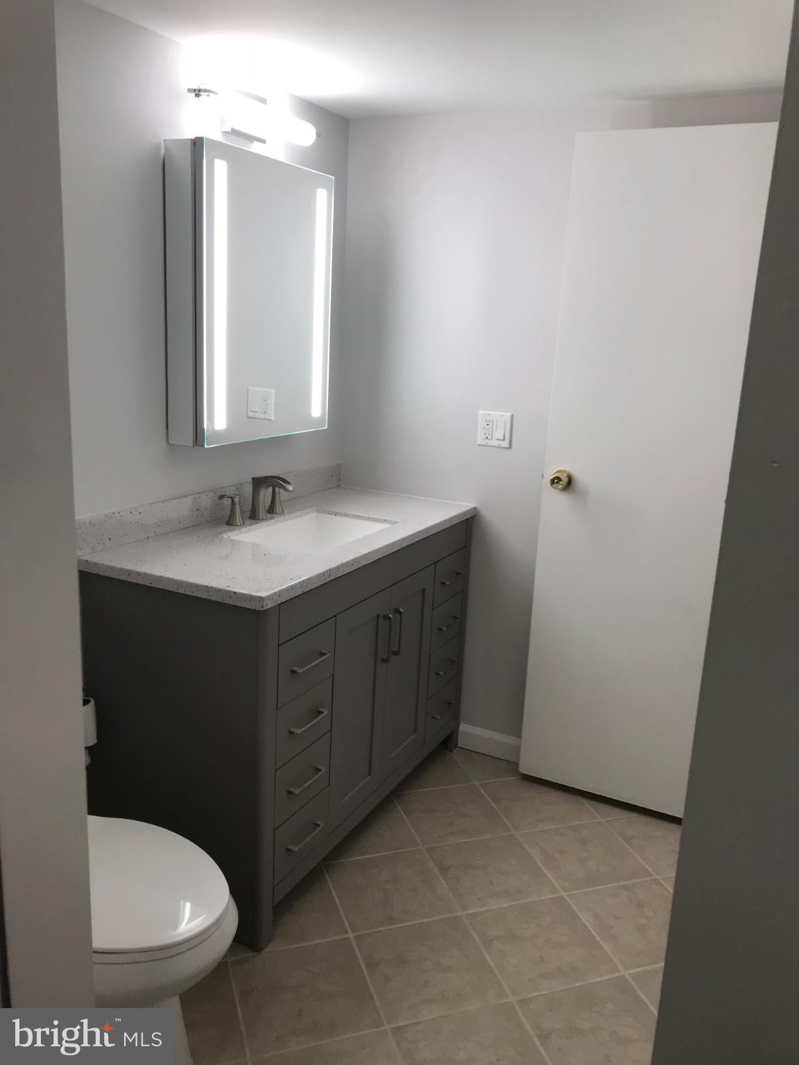 549 SHETLAND COURT