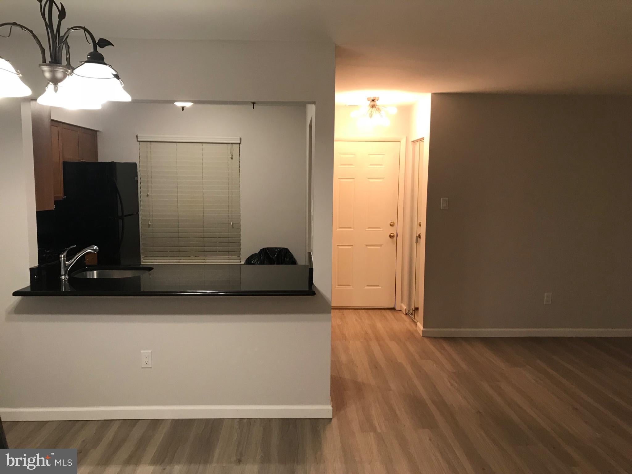 549 SHETLAND COURT