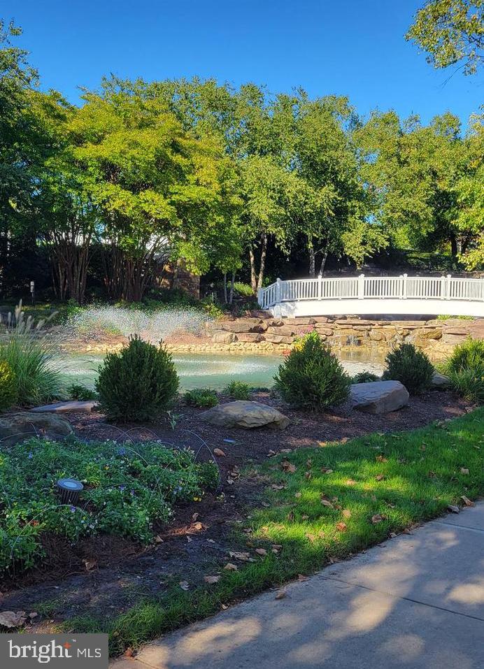 LANSDOWNE ON THE POTOMAC - Residential