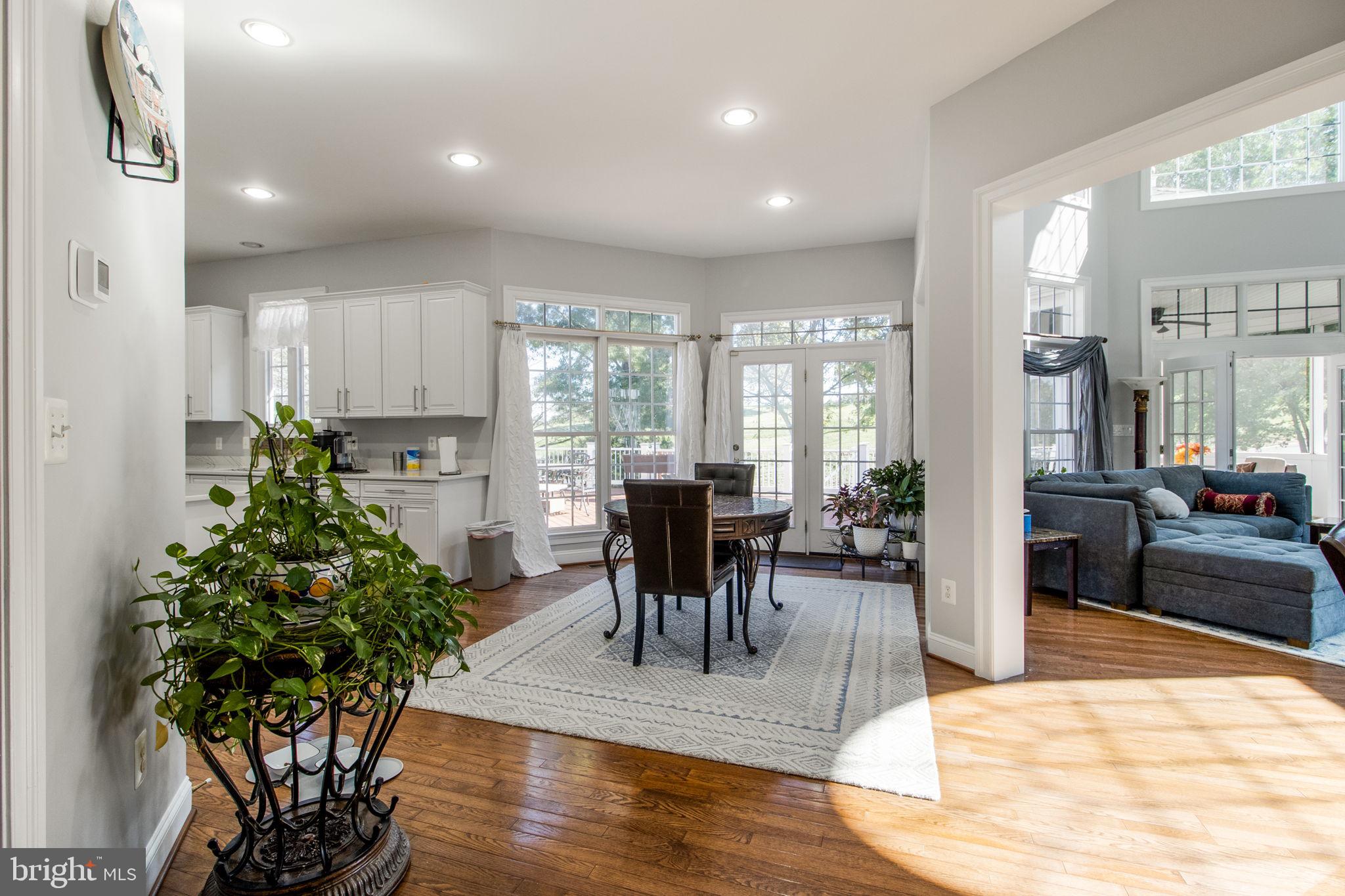 LANSDOWNE ON THE POTOMAC - Residential