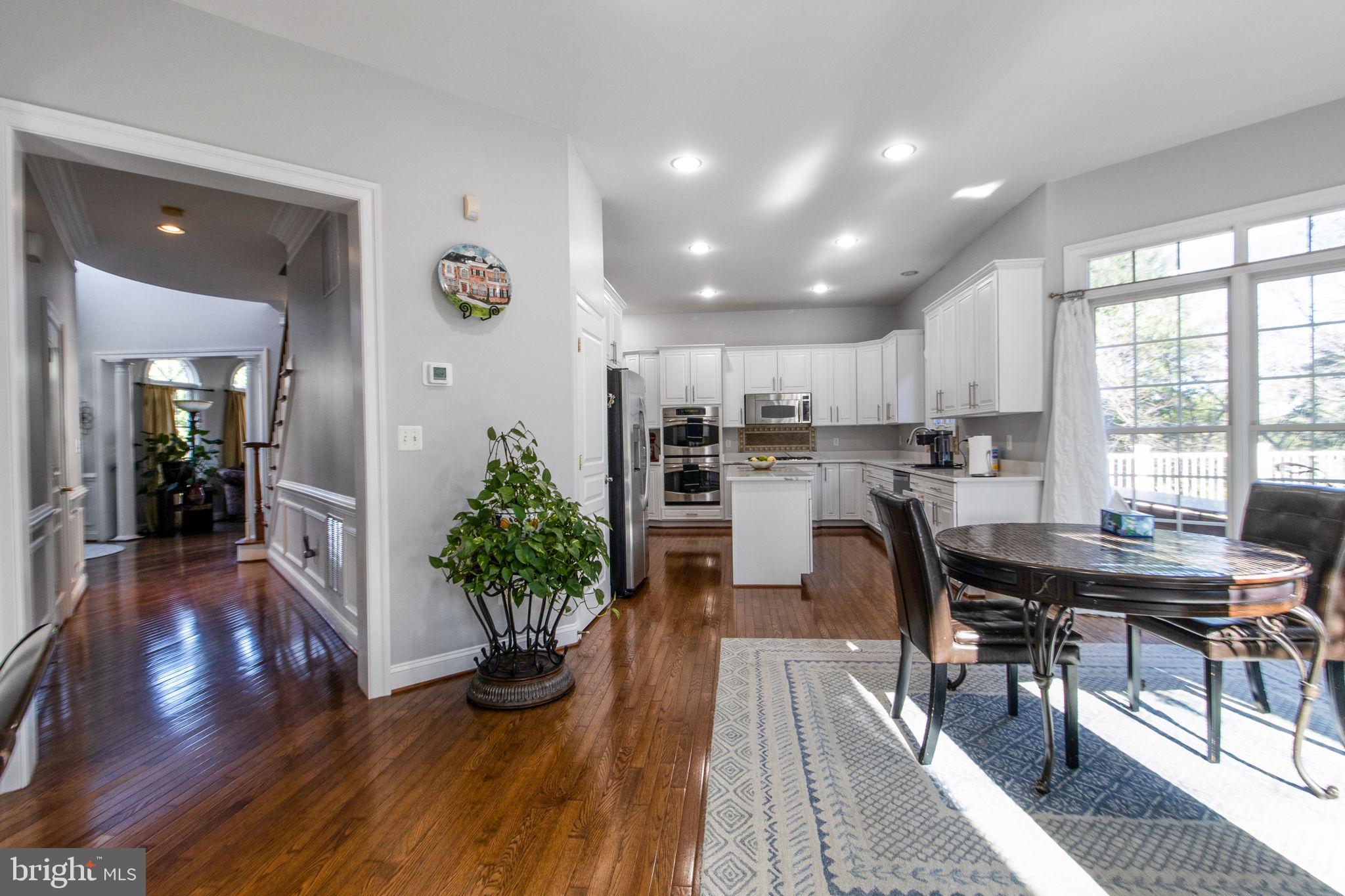 LANSDOWNE ON THE POTOMAC - Residential