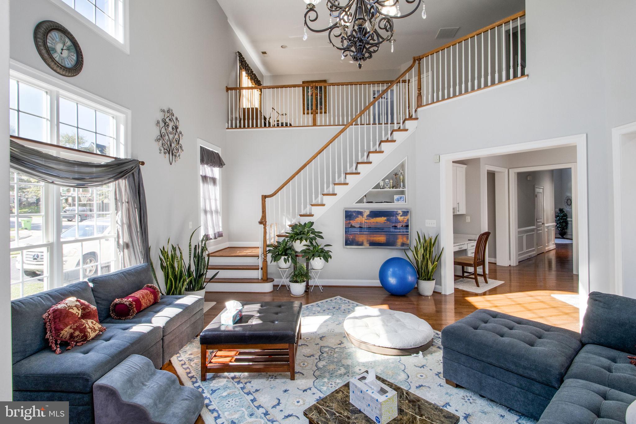 LANSDOWNE ON THE POTOMAC - Residential