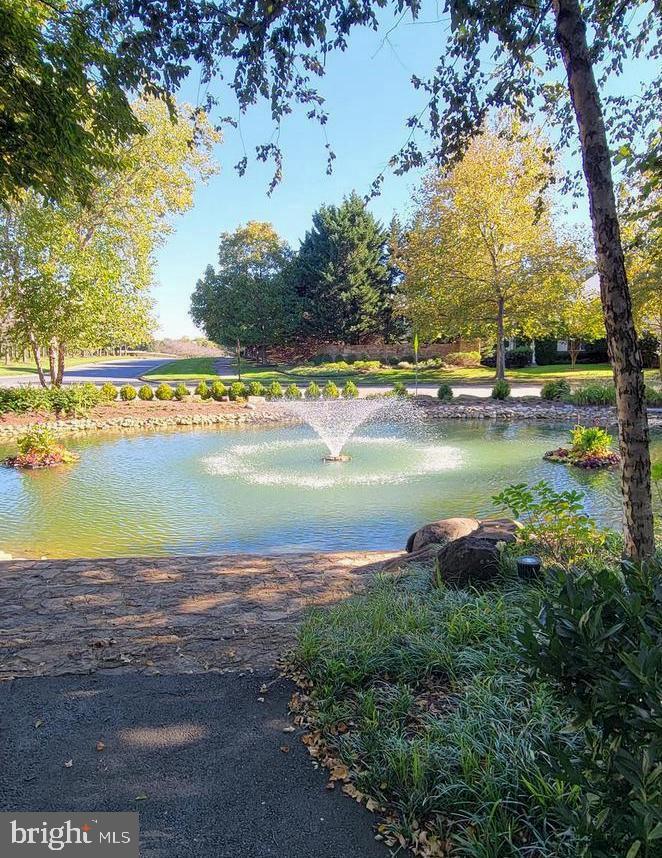 LANSDOWNE ON THE POTOMAC - Residential