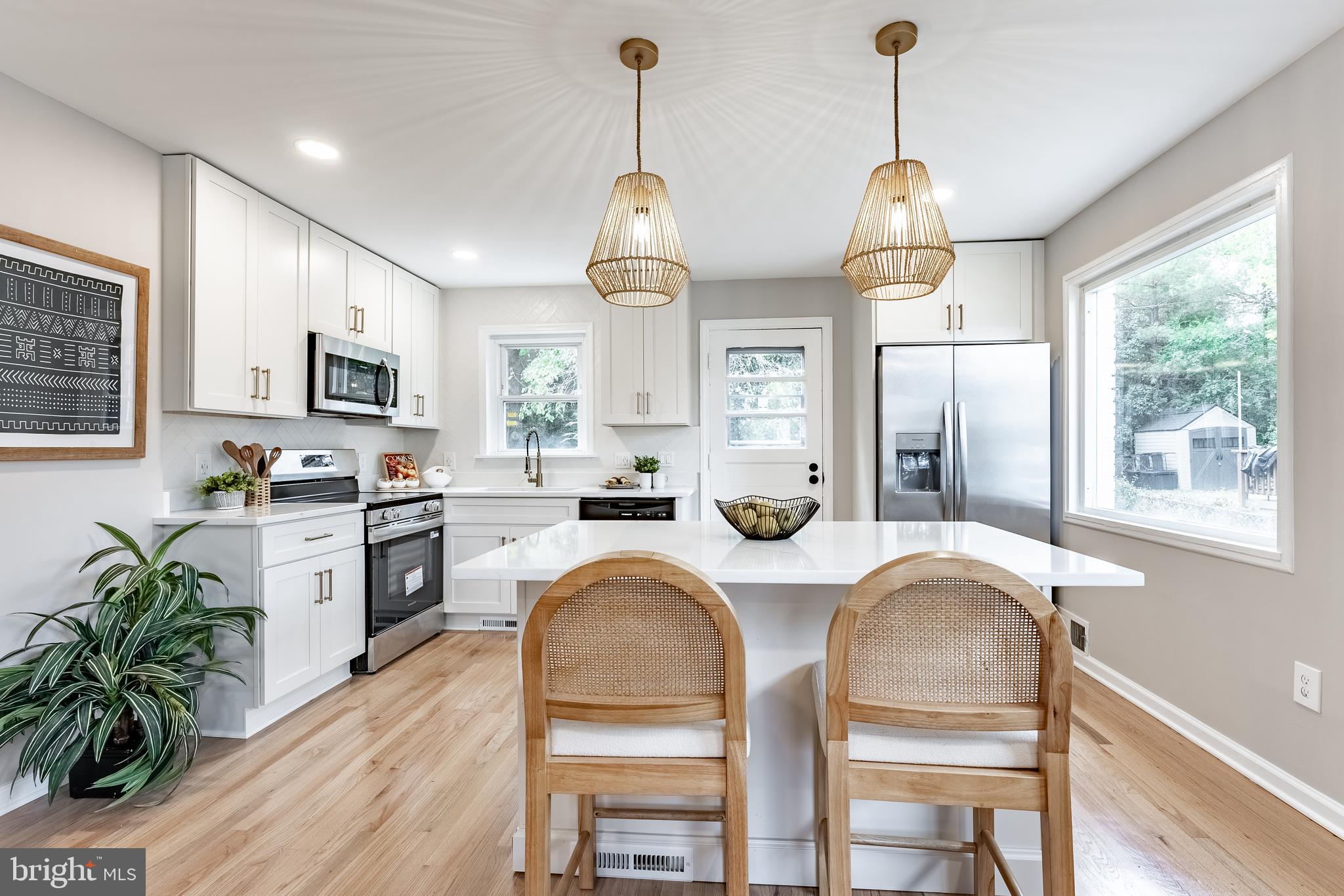 BUCKNELL MANOR - Residential