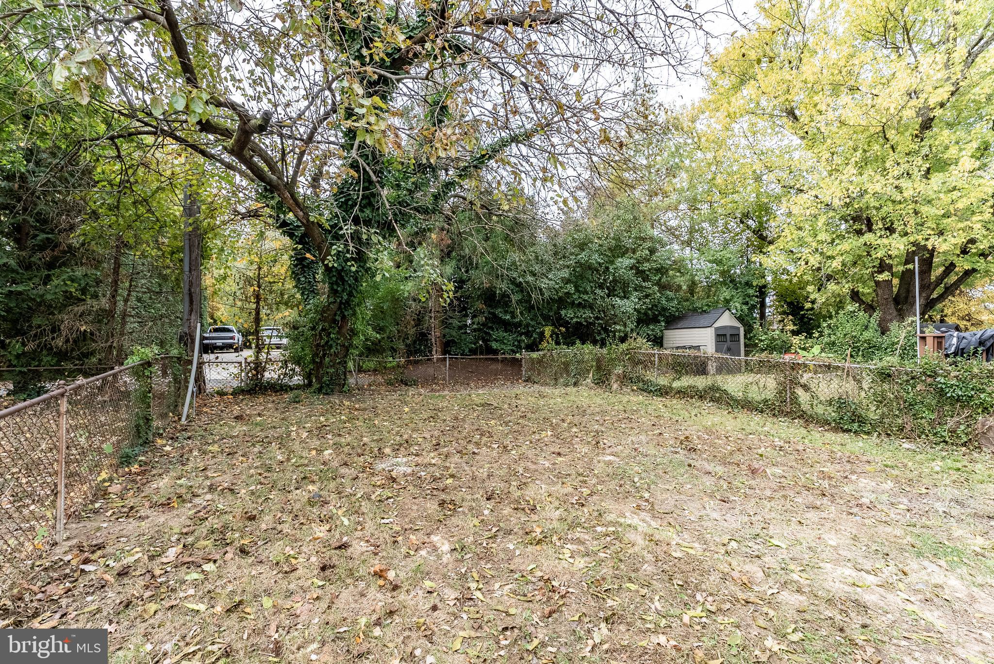 BUCKNELL MANOR - Residential