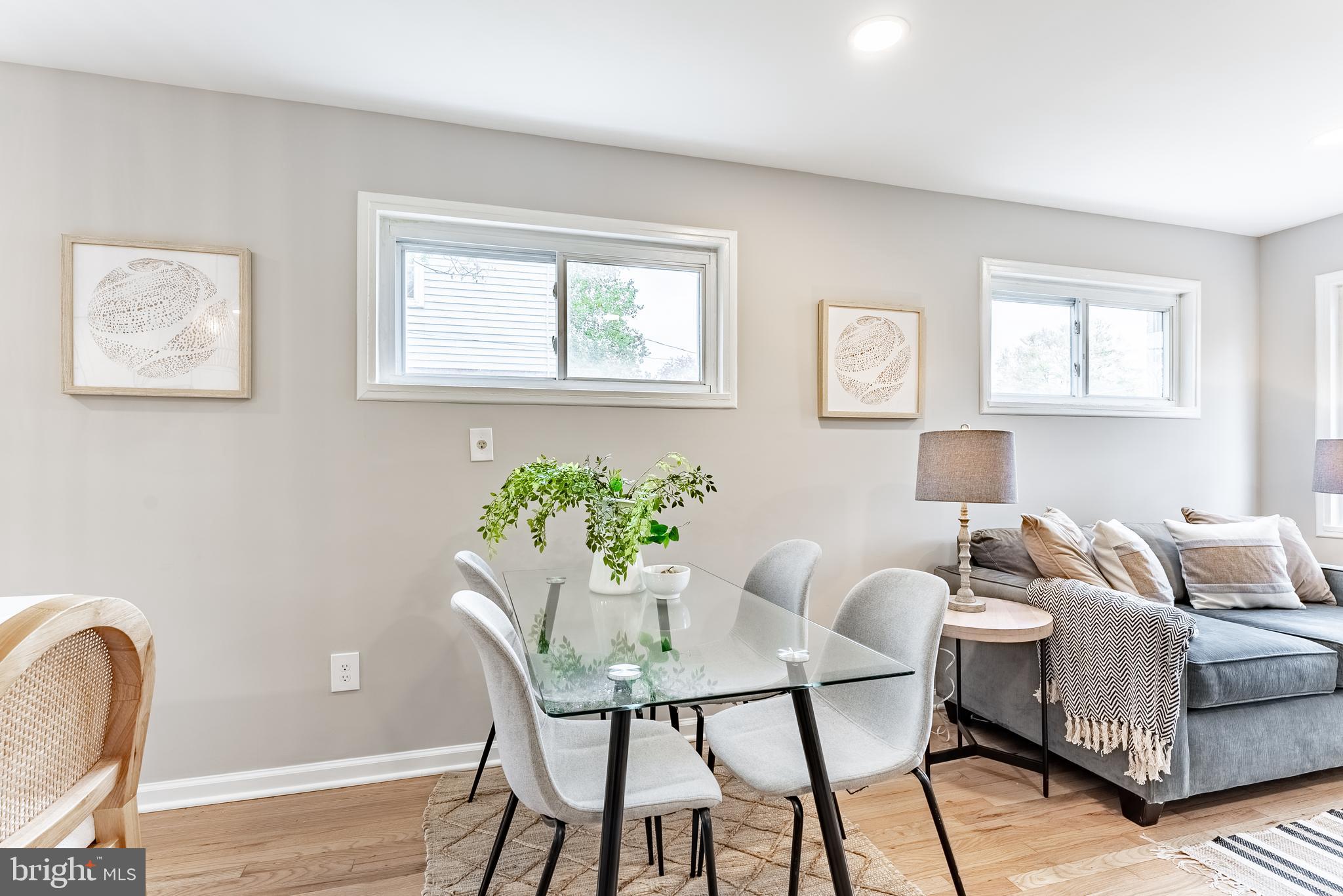 BUCKNELL MANOR - Residential