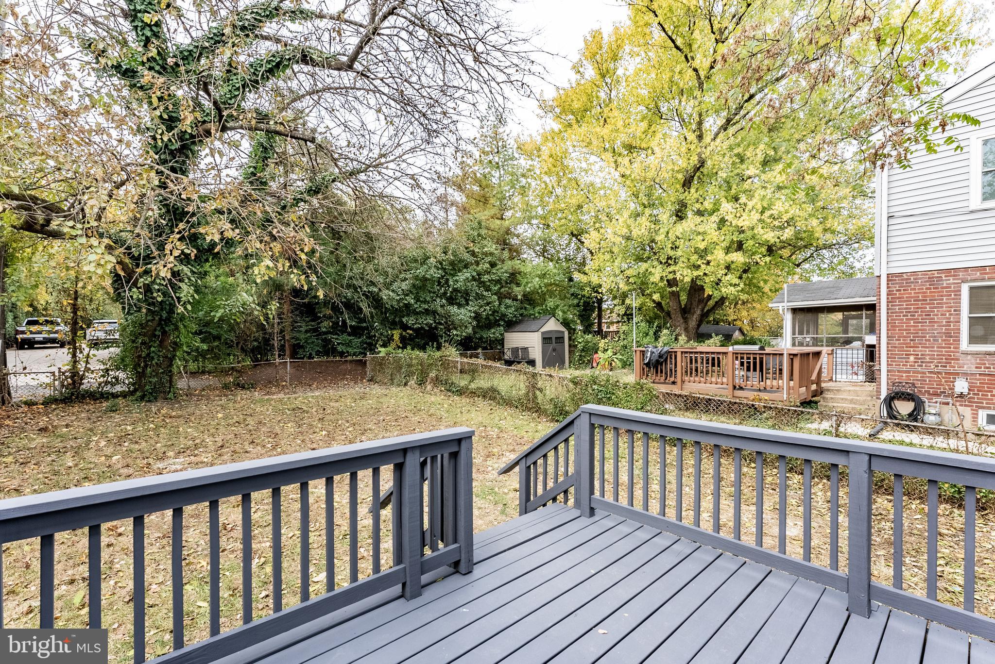 BUCKNELL MANOR - Residential