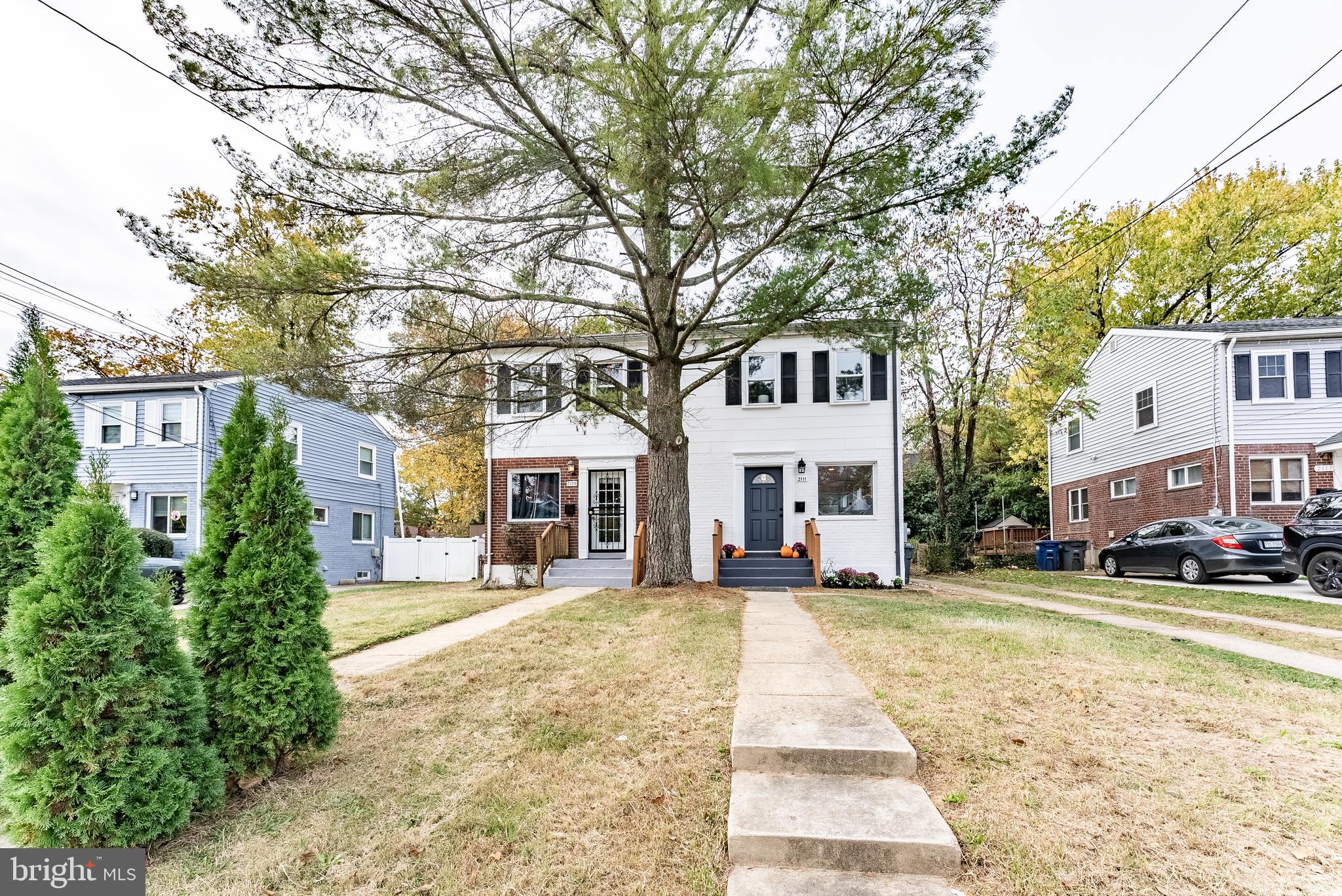 BUCKNELL MANOR - Residential