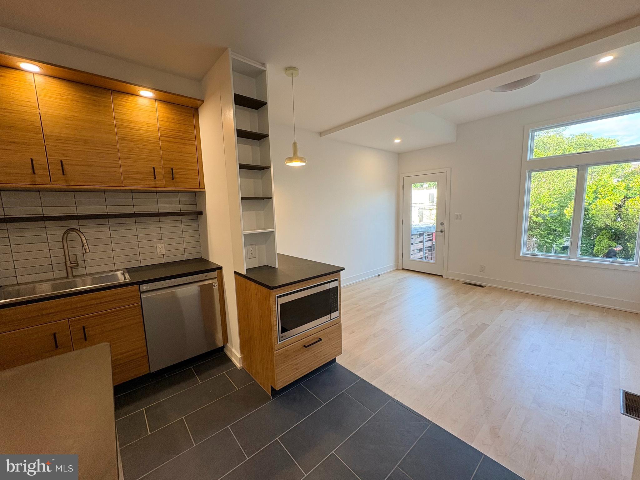 PHILADELPHIA - Residential