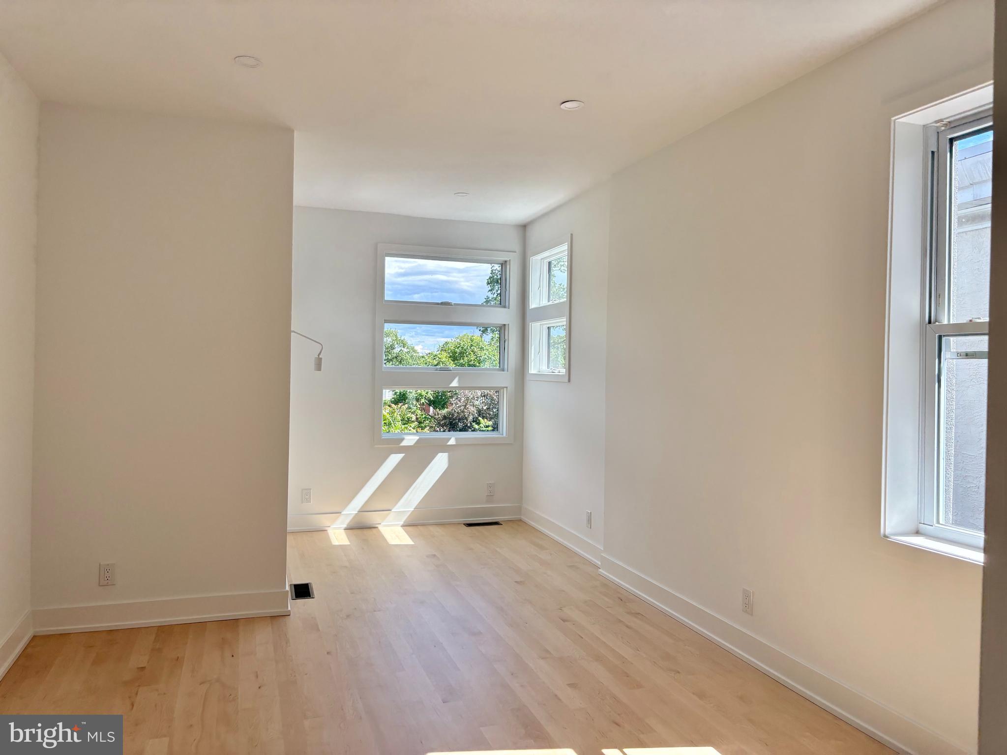 PHILADELPHIA - Residential