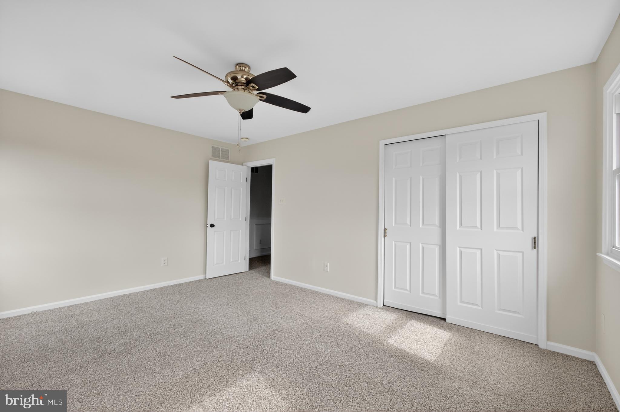 HAMPTON CHASE - Residential